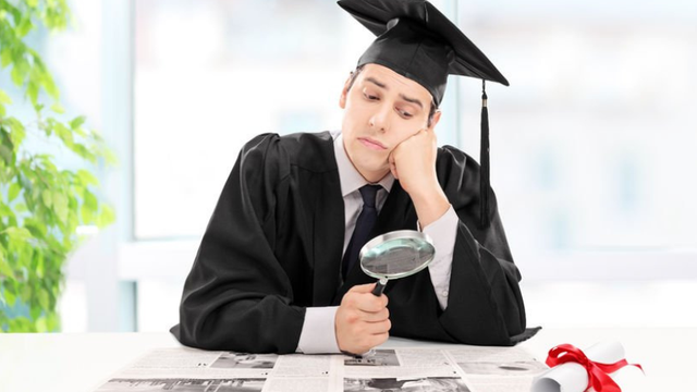 Strategi Sarjana Cepat Kerja 2026: Skill & Portofolio Utama