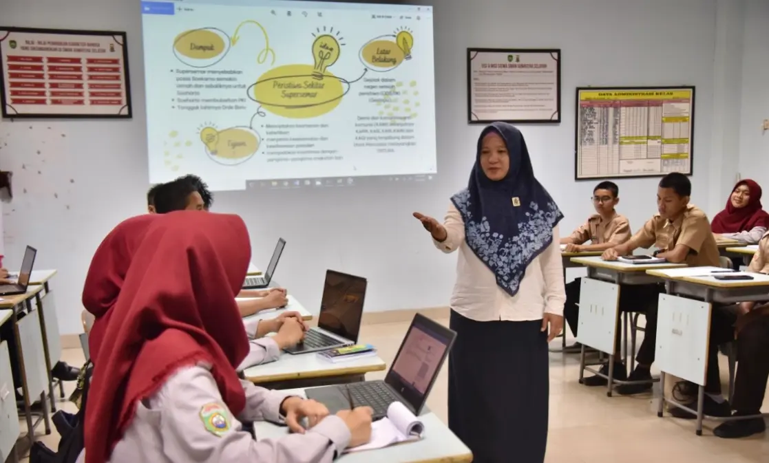 Evaluasi Kurikulum Berkelanjutan Menjadi Fondasi Peningkatan Kualitas Pendidikan Nasional